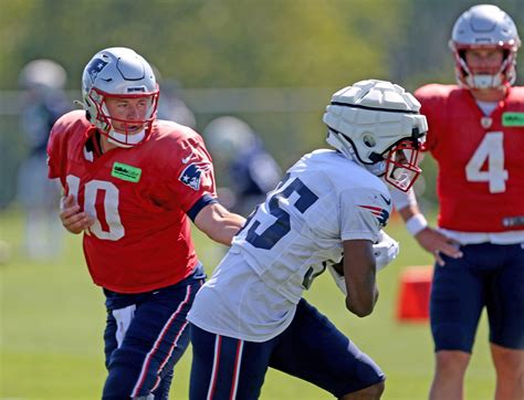 Patriots still counting on young running backs as depth is tested in training camp